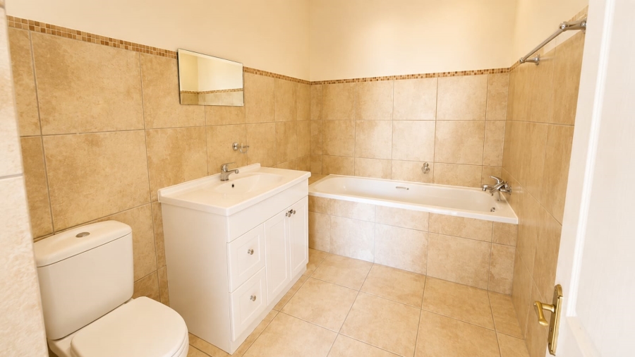To Let 3 Bedroom Property for Rent in Landsmeer Residential Estate North West